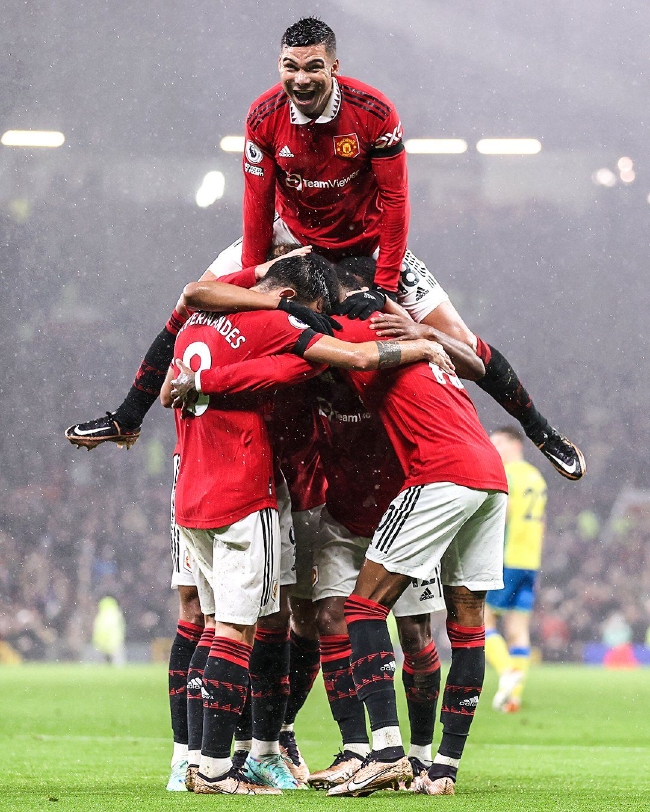英超：主场逆转 阿森纳队2-1热刺队.
