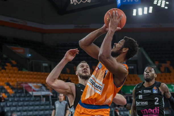 使得球队在 使得球队在