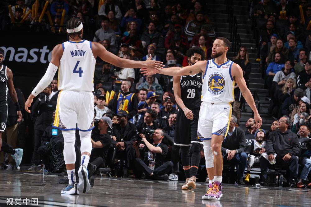 谢文能禁区内劲射，但被对手身体挡出.